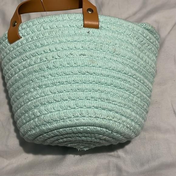 Cloth woven rope basket leather handles NWOT - Picture 3 of 4